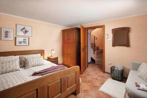 Apartment (A1)