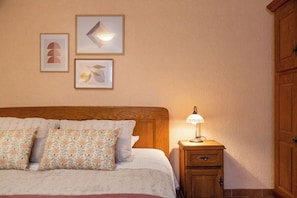 Apartment (A1) | 1 Schlafzimmer, kostenloses WLAN, Bettwäsche