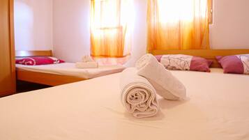 5 habitaciones y wifi gratis