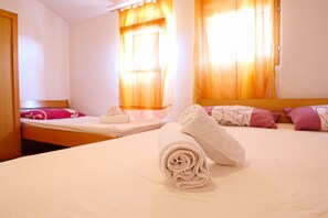 5 bedrooms, free WiFi
