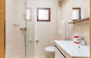 Apartment (A5) | Bathroom