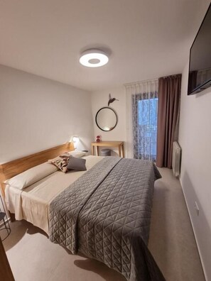 Apartment (A2)