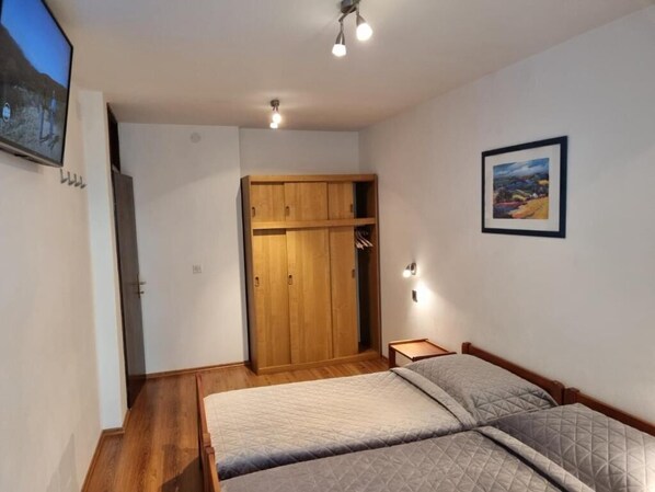 Apartment (A1)