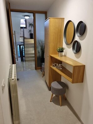 Apartment (A2) | Interior entrance
