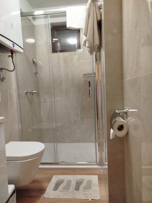 Apartment (A2) | Bathroom