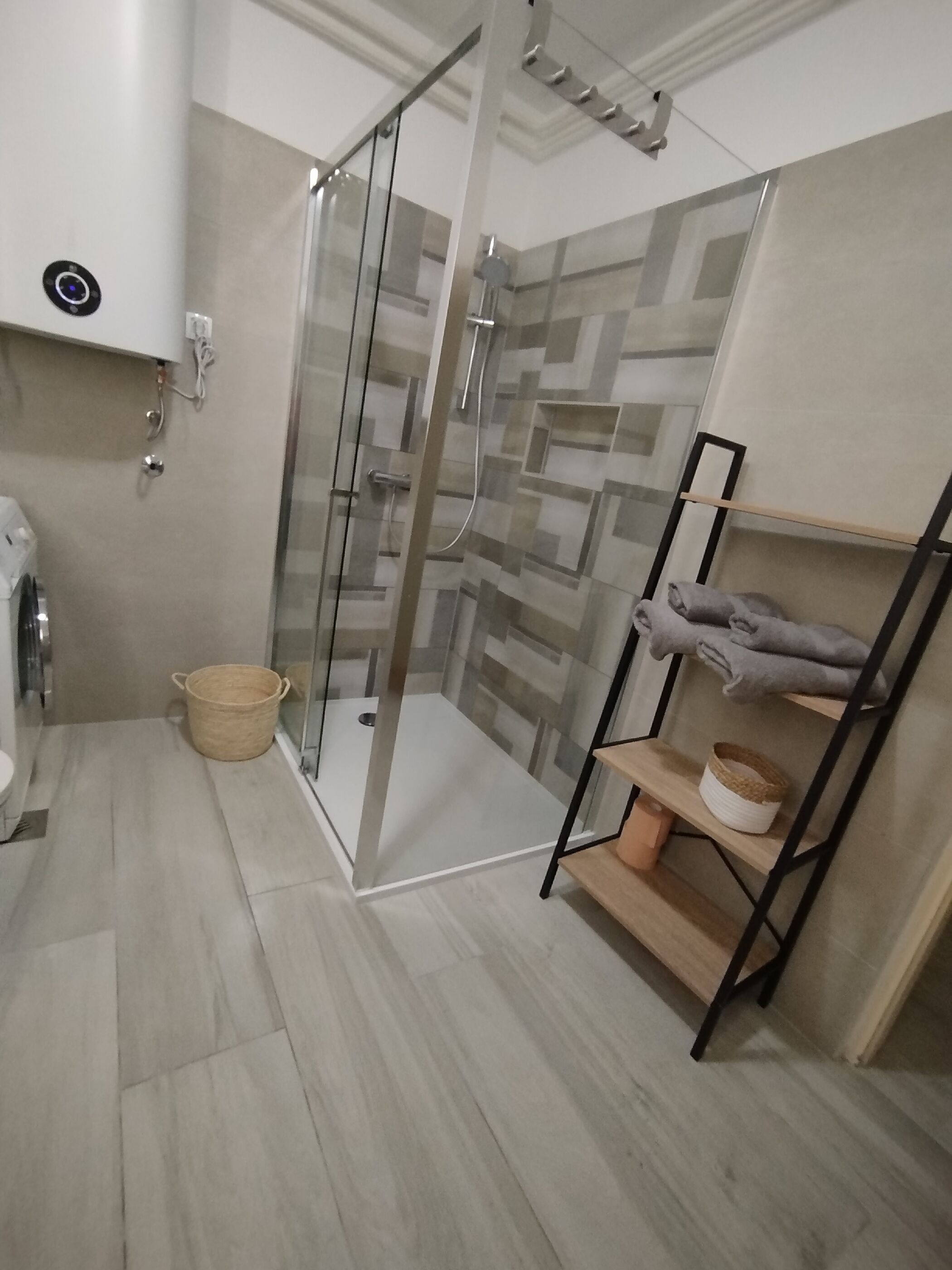 Apartment (A1) | Bathroom | Bathtub