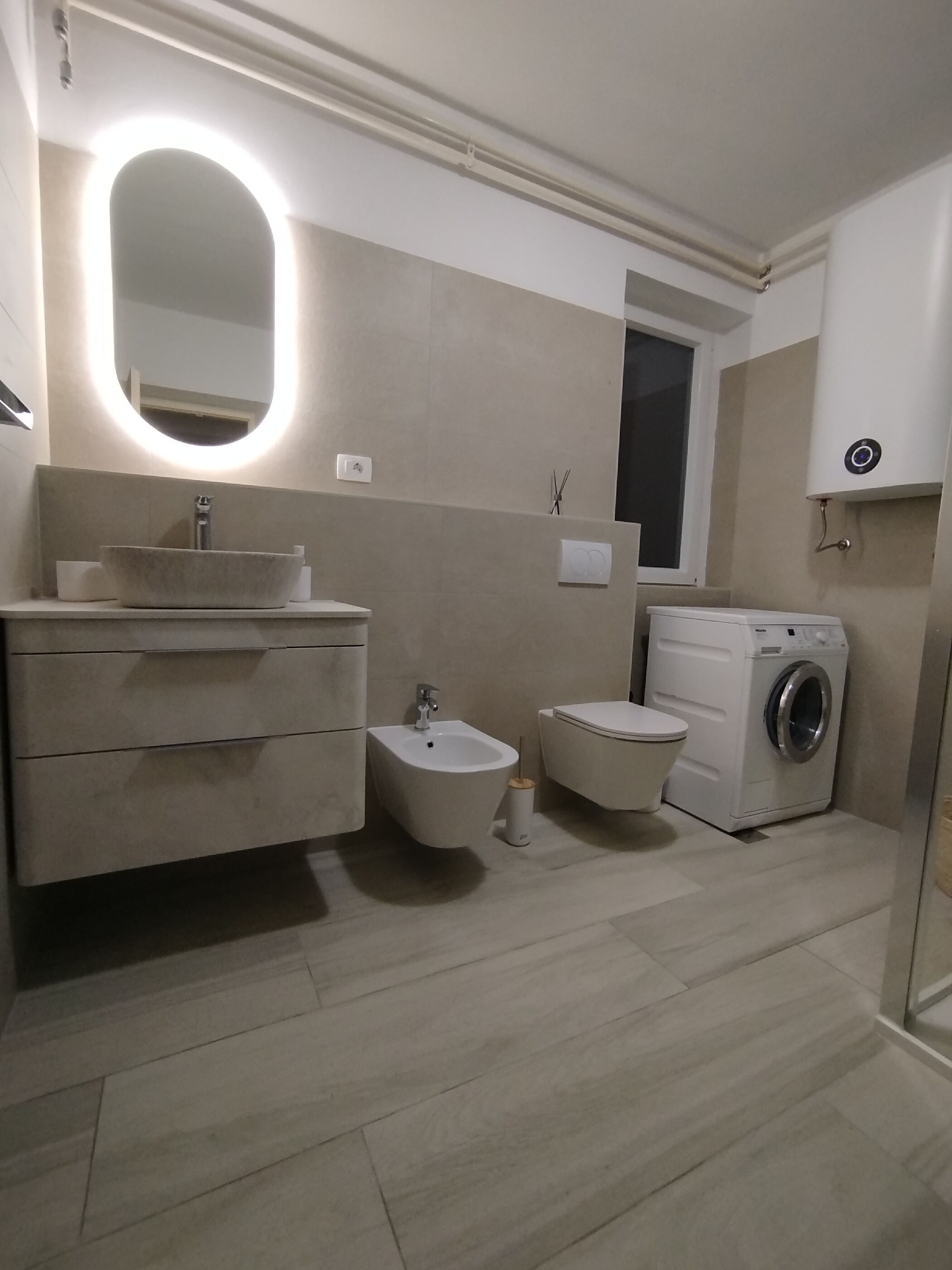 Apartment (A1) | Bathroom | Bathtub