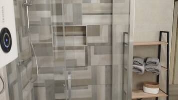 Apartment (A1) | Badezimmer | Badewanne
