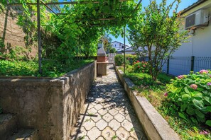 Grill-/Picknickplatz