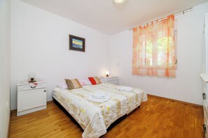 Apartment (A1)