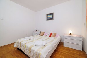 Apartment (A1)