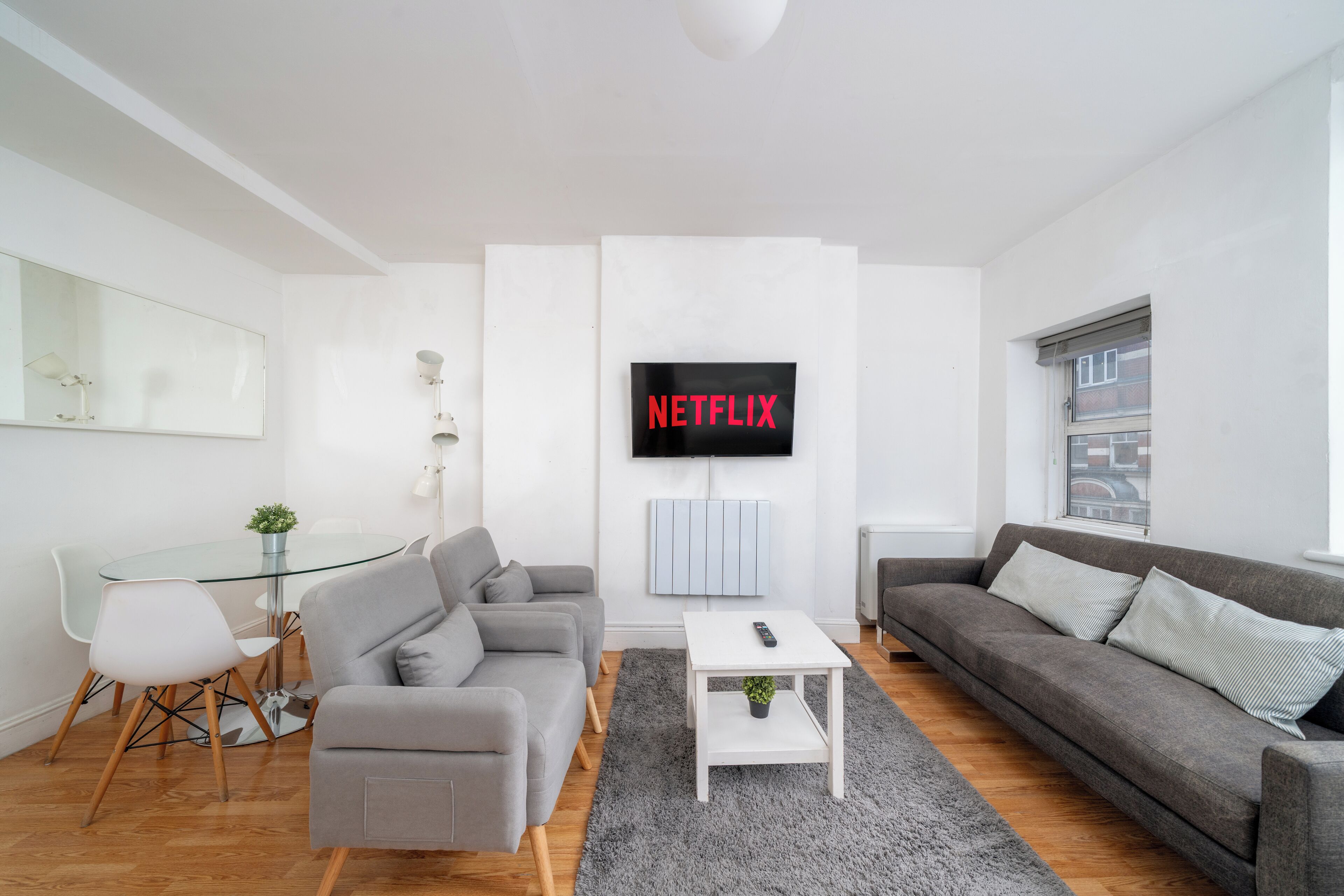 1 bedroom, individually decorated, individually furnished, soundproofing