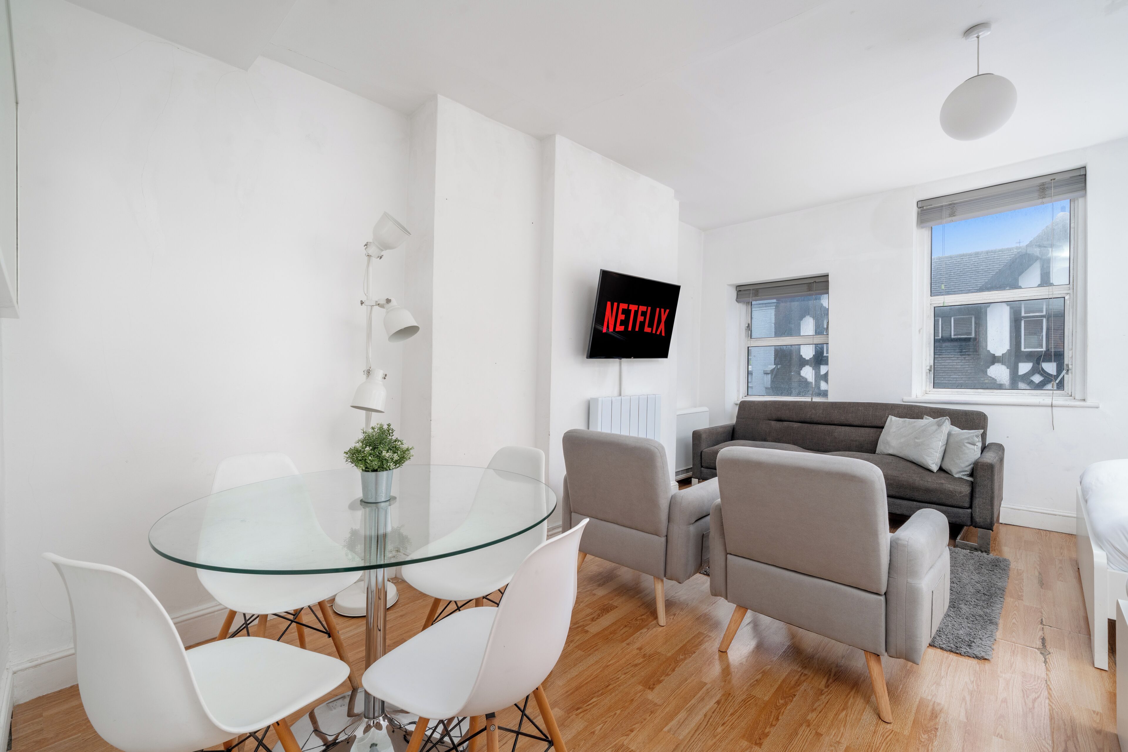 1 bedroom, individually decorated, individually furnished, soundproofing