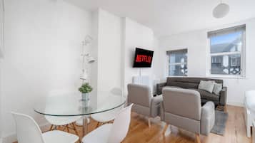 1 soverom, individuelt dekorert, individuelt innredet og lydisolert