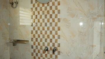 Shower, towels