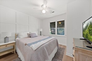 3 bedrooms, iron/ironing board, free WiFi, bed sheets