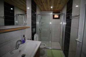 Bungalow | Bathroom