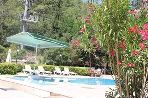 Front of property - Heaven Garden Boutique Bungalow (Kemer)