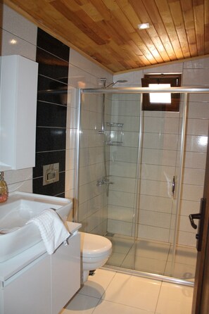 Shower - Heaven Garden Boutique Bungalow (Kemer)