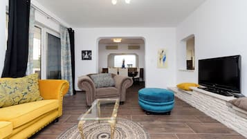 Apartment (A1) | Living room