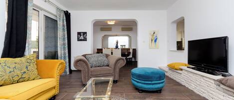 غرفة المعيشة