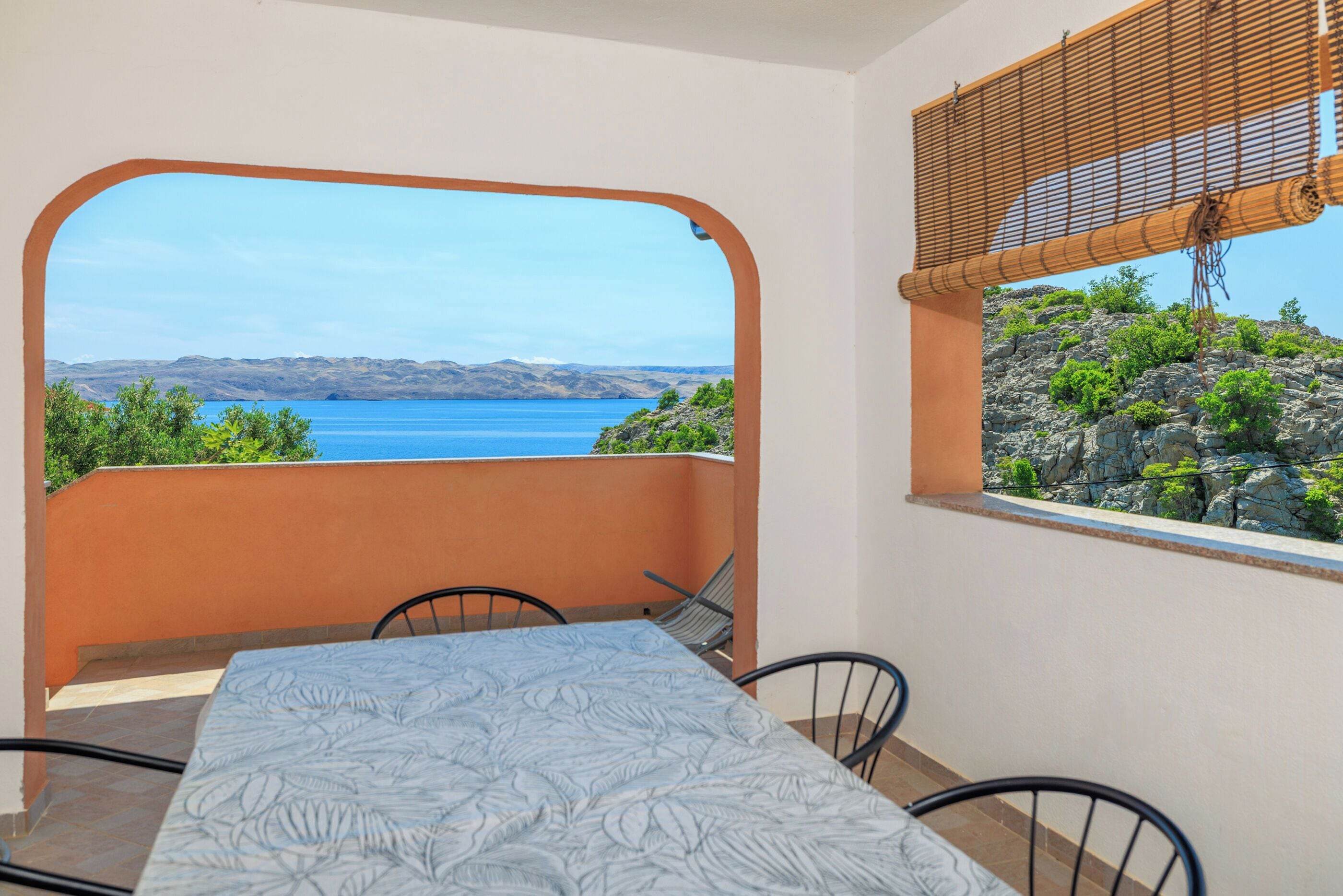 Apartamento (A1) | Vista para a água