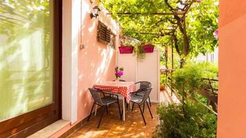 Appartement (A2) | Terrasse/Patio