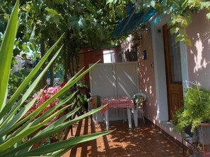 Apartment (A1) | Terrace/patio