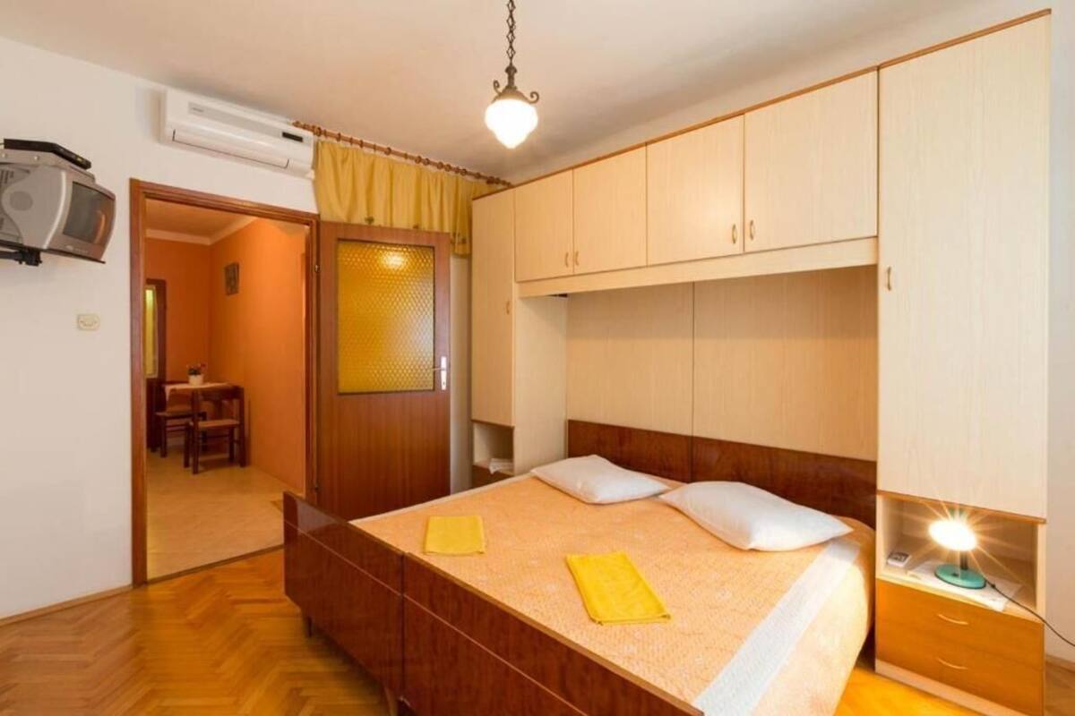Apartment (A1) | 2 bilik tidur 
