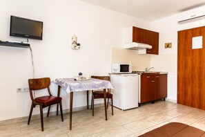 Living room - Apartments and Rooms Gordana (Malinska-Dubasnica)