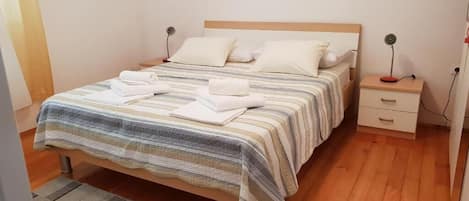 อพาร์ทเมนท์ (A1) | 1 ห้องนอน, ผ้าปูที่นอน