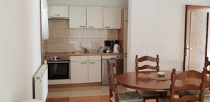 Apartment (A1) | Private kitchen | Fridge, stovetop, dishwasher, coffee/tea maker - Apartment Ljiljana (Novi Vinodolski)