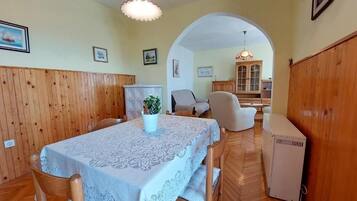 Appartement (A1) | Restauration