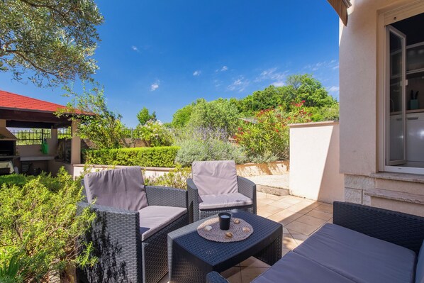 Apartment (A2) | Terrace/patio
