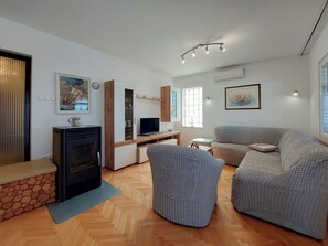 Apartment (A1) | Living room