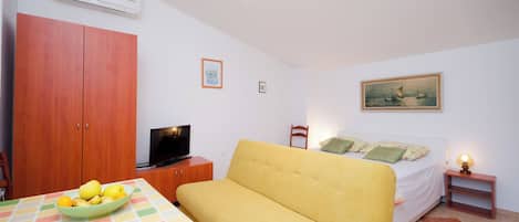 Studio (A2) | Intérieur