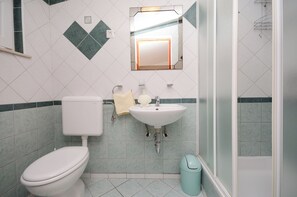 Studio (A2) | Bathroom - Apartments Jasminka (Crikvenica)