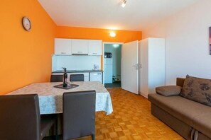 Apartment (A1) | Living room