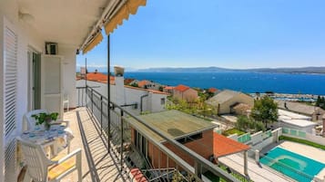 Apartment (A1) | Balcony