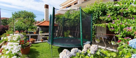 Área de parrilladas y picnic