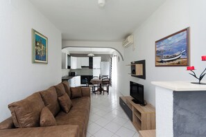 Apartment (A1) | Living room