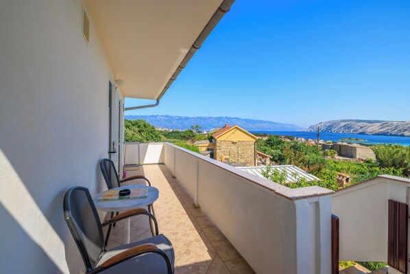 Apartment (A1) | Water view