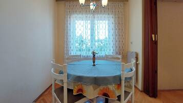 Appartement (A2) | Restauration