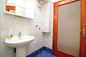 Apartment (A1) | Badezimmer