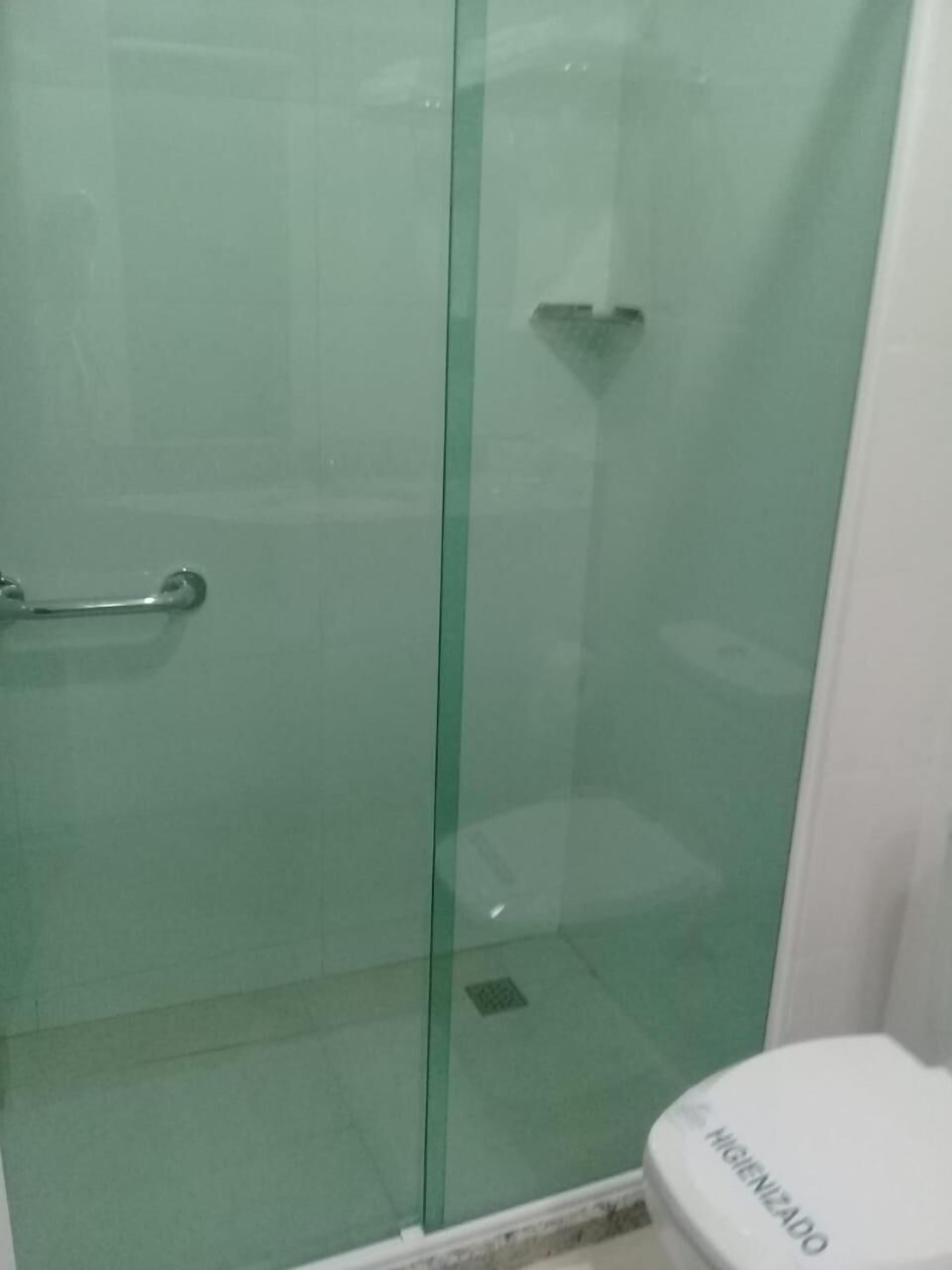 shower, bidet, towels, soap