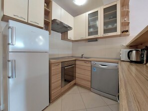 Apartment (A1) | Private kitchen