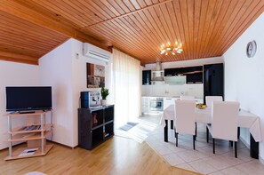 Living room - Apartments Maravera (Novi Vinodolski)