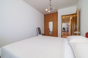 Apartment (A3)