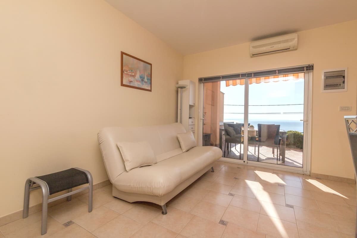 Apartment (A1) | Living room