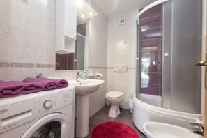 Apartment (A2) | Bathroom